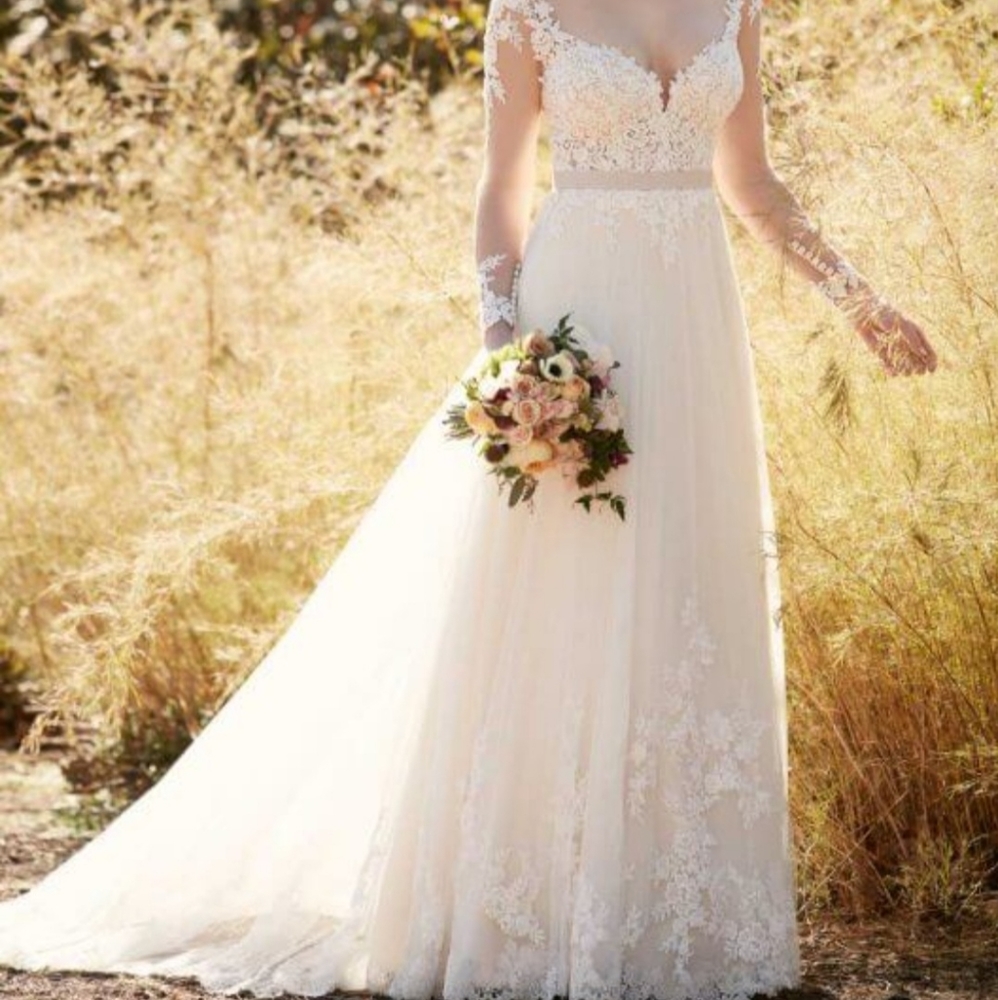 Lace Long Sleeve A-Line Wedding Dress in Ivory